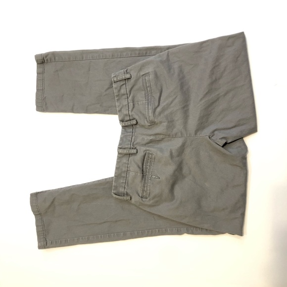 Old Navy ultimate straight chinos 28x30 Grey stone - Picture 4 of 5